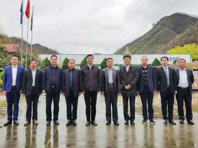 a8d21f9833e27cc9f48ad5643242d8ee