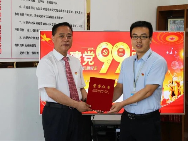 e4186f0700303026adf6c4d007feb077