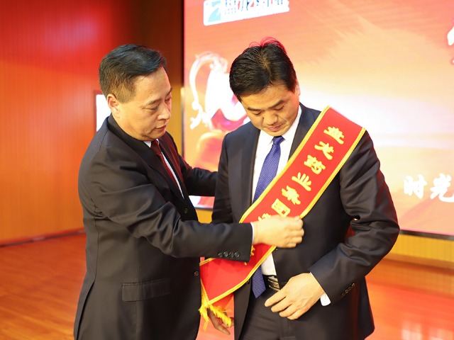 ccba1bf8acbcf222fc12763cda7081b9