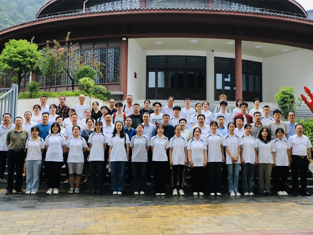 1f5a4e29ae9a2a514044ba9671ab6125